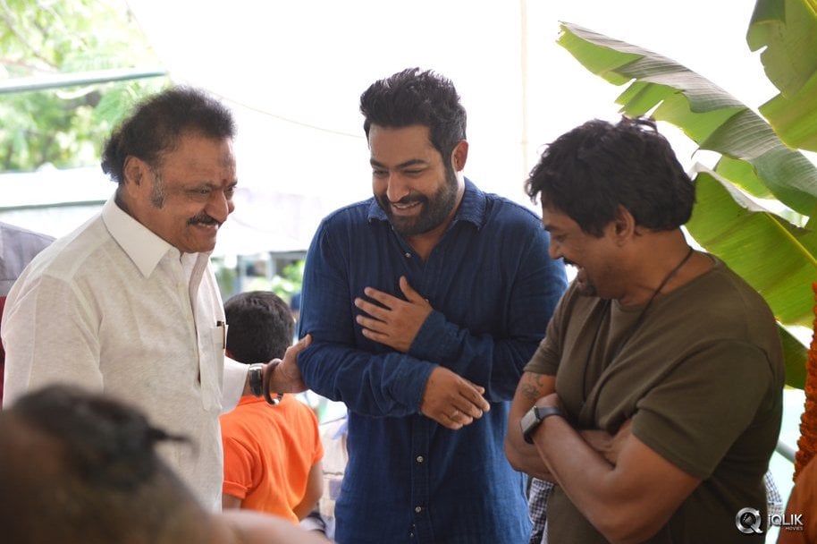 Kalyan-Ram-and-Puri-Jagannadh-Movie-Opening